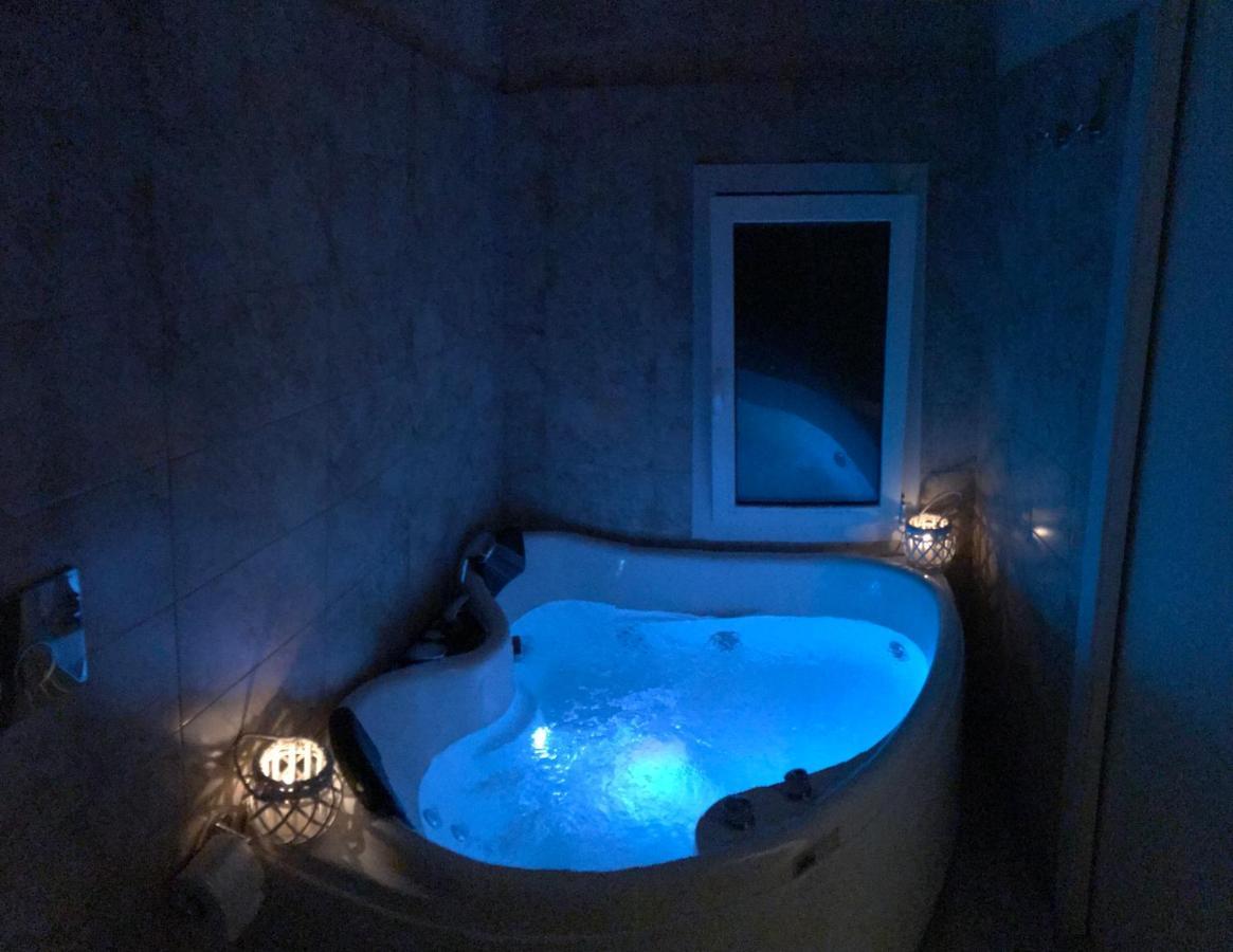 ホテル Chichouse モノーポリ エクステリア 写真