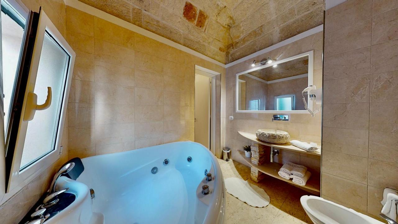 ホテル Chichouse モノーポリ エクステリア 写真